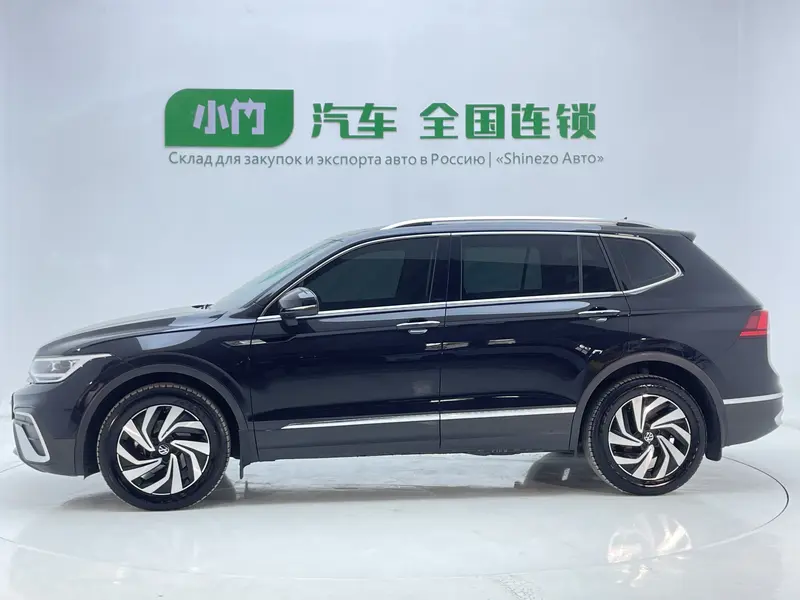 Volkswagen Tiguan L — фото 4