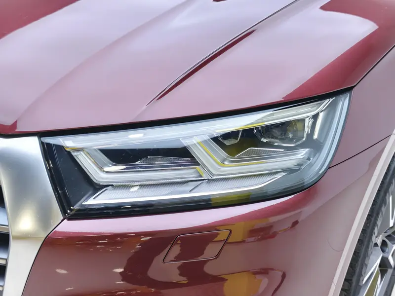 Audi Q5L 40 TFSI стиль V — фото 9