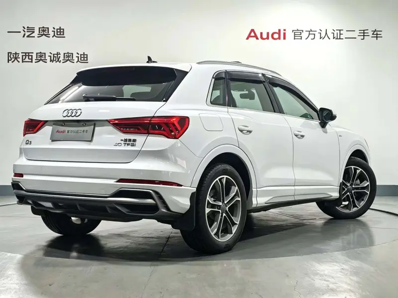 Audi Q3 — фото 4