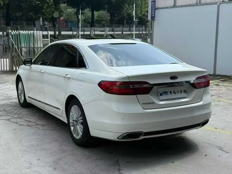 Ford Taurus EcoBoost 245 стиль — фото 4