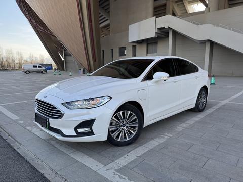 Ford Mondeo PHEV, 2018 год