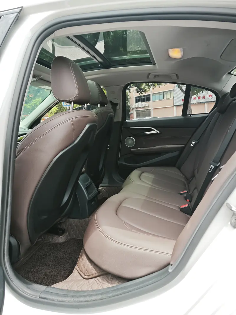 BMW 1 Series — фото 12