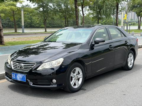 Toyota Reiz