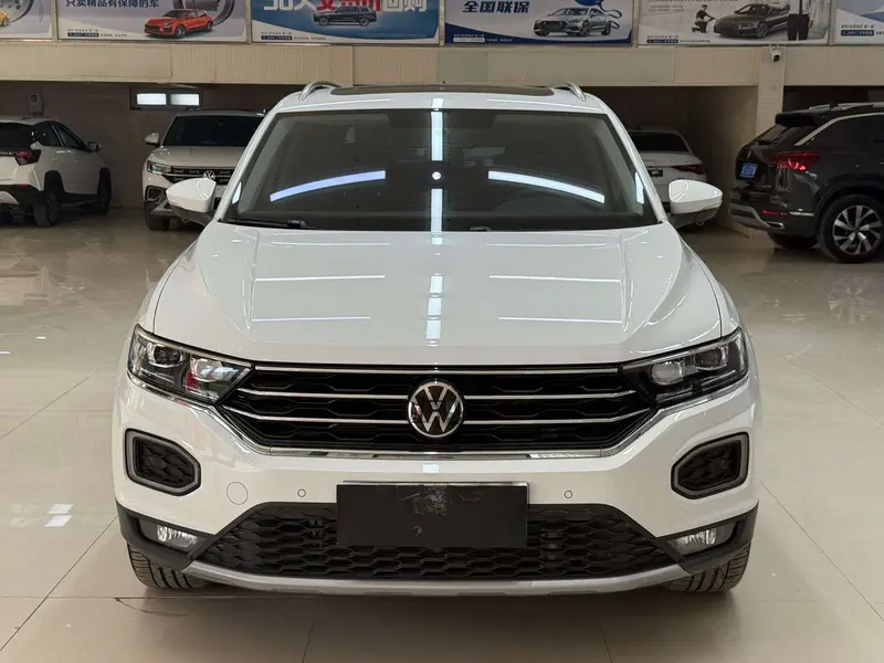 Volkswagen T-Roc — фото 2