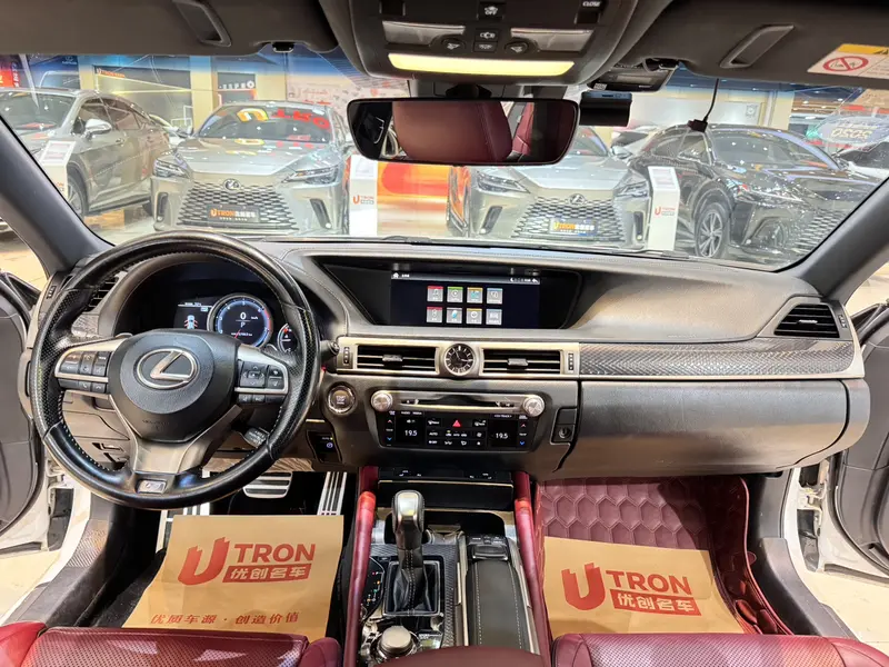 Lexus GS — фото 9