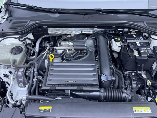 Volkswagen Golf id 4392014 из Китая 20