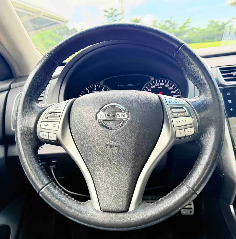 Nissan Teana 2.0 L XL — фото 10