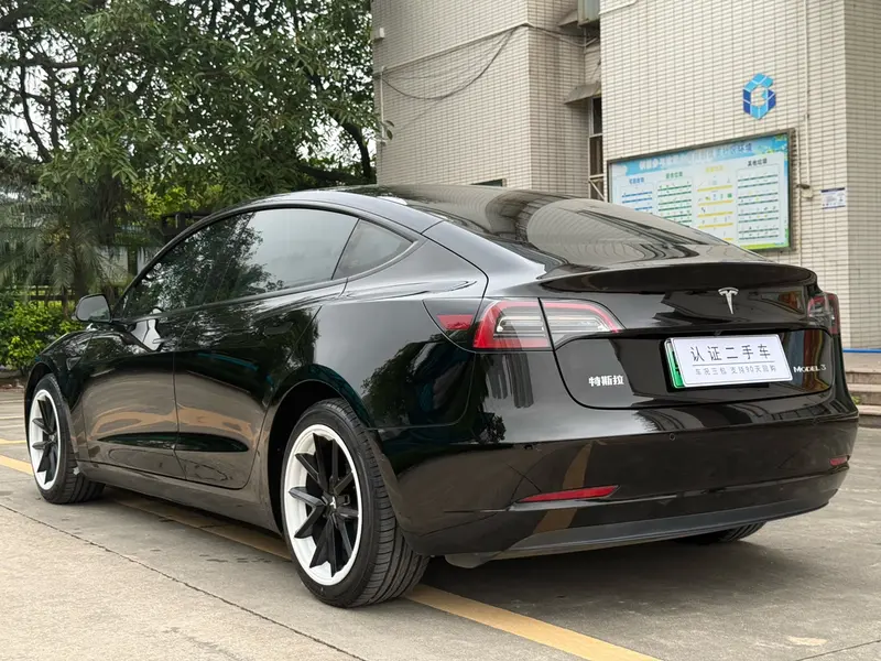 Tesla Model 3 RWD — фото 5