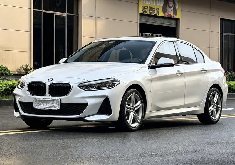 BMW 1 Series — фото 1