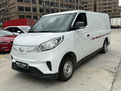 MAXUS EV30