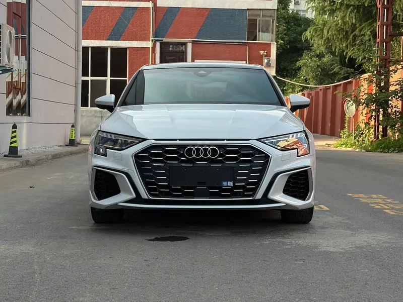 Audi A3 — фото 2