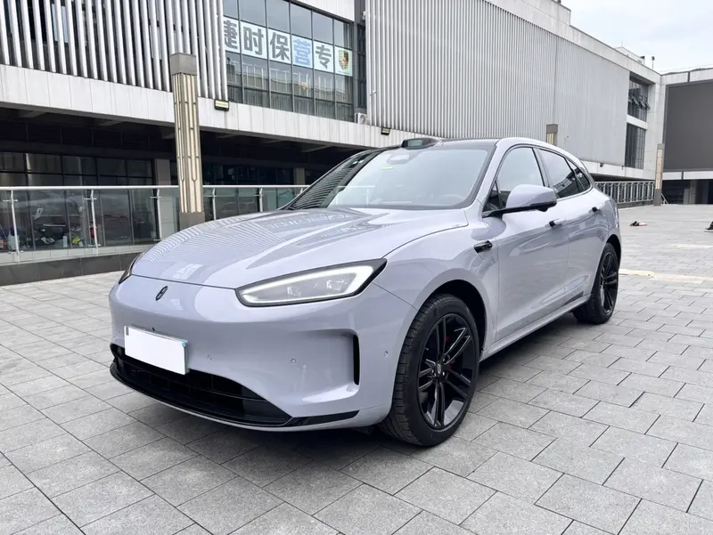 AITO M5