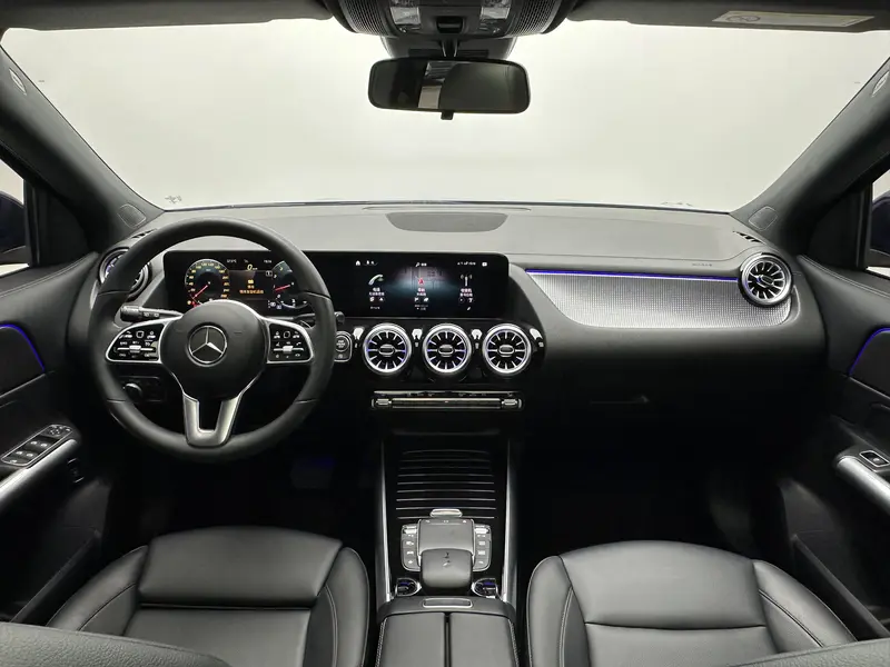 Mercedes-Benz GLA — фото 14
