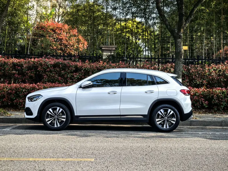 Mercedes-Benz GLA — фото 3