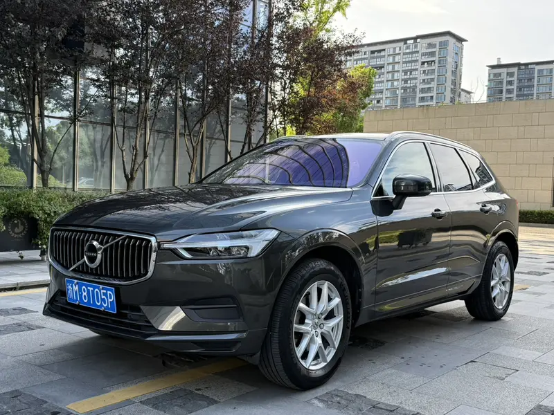 Volvo XC 60 T 5 4 WD VI