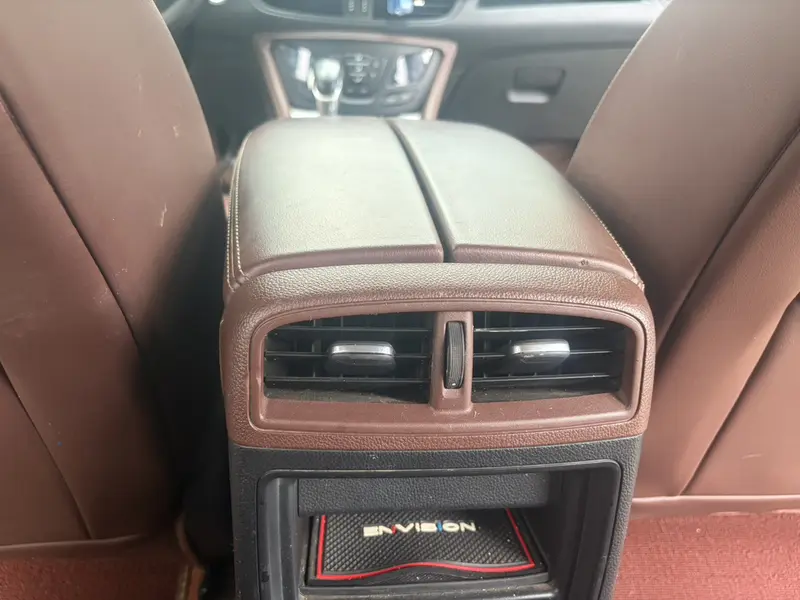 Buick Envision 20 T 2 WD Luxury — фото 8