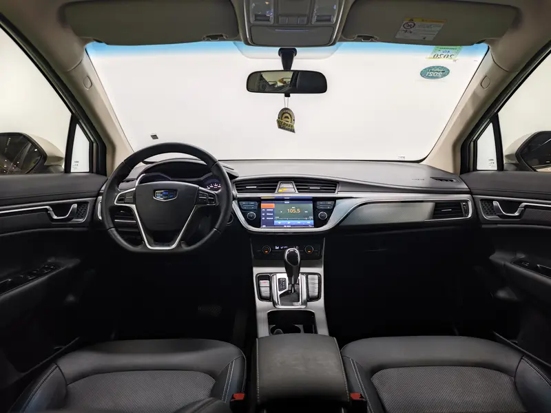Geely Emgrand GS — фото 14
