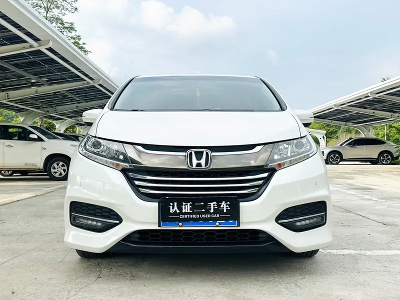 Honda Odyssey — фото 2