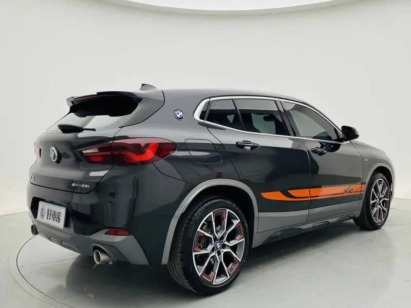 BMW X2 — фото 6