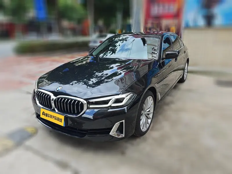 BMW 5 Series — фото 1