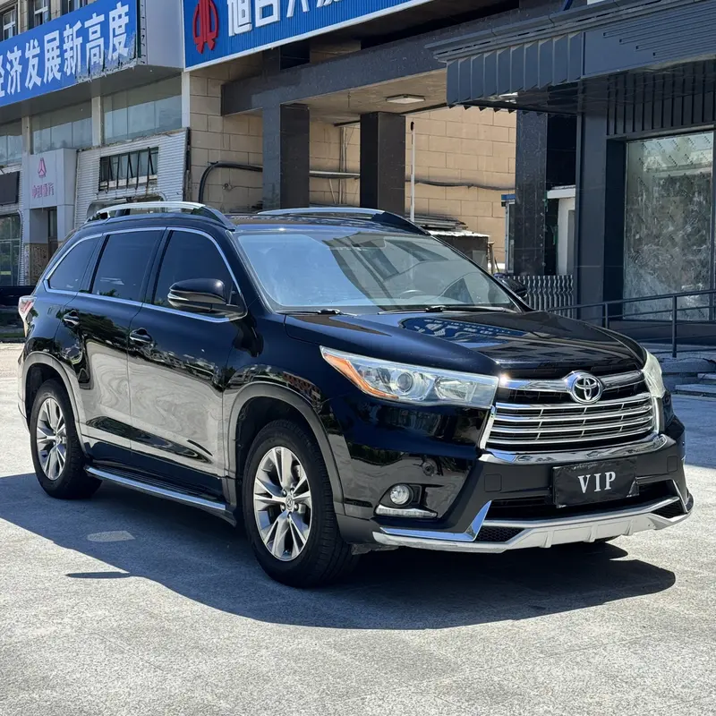 Toyota Highlander — фото 3