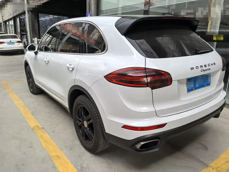 Porsche Cayenne 3.0 T — фото 4