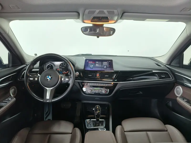 BMW 1 120i MShadow Edition — фото 14
