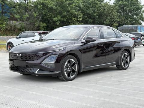 Wuling Starlight PHEV, 2025 год