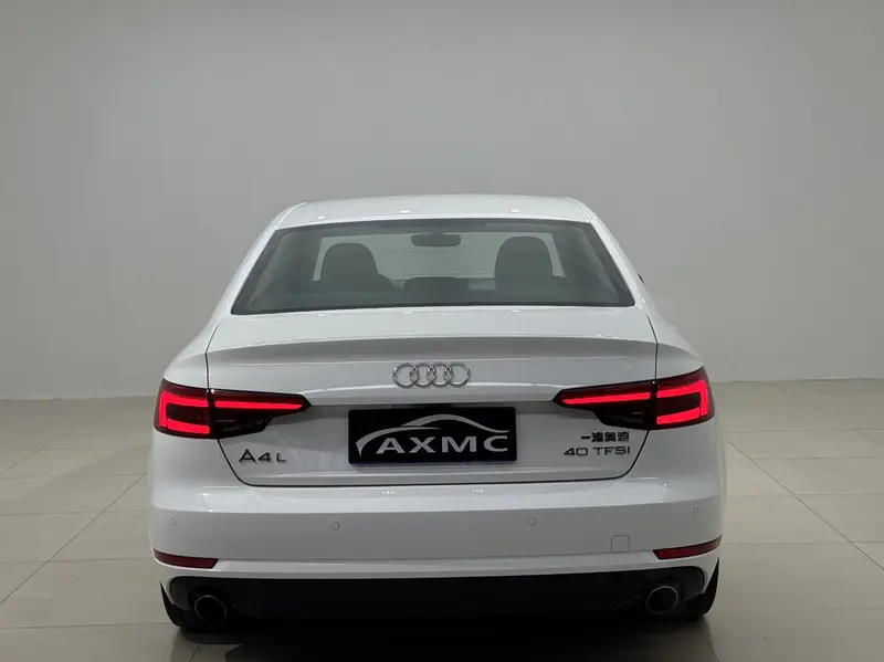 Audi A4L — фото 5