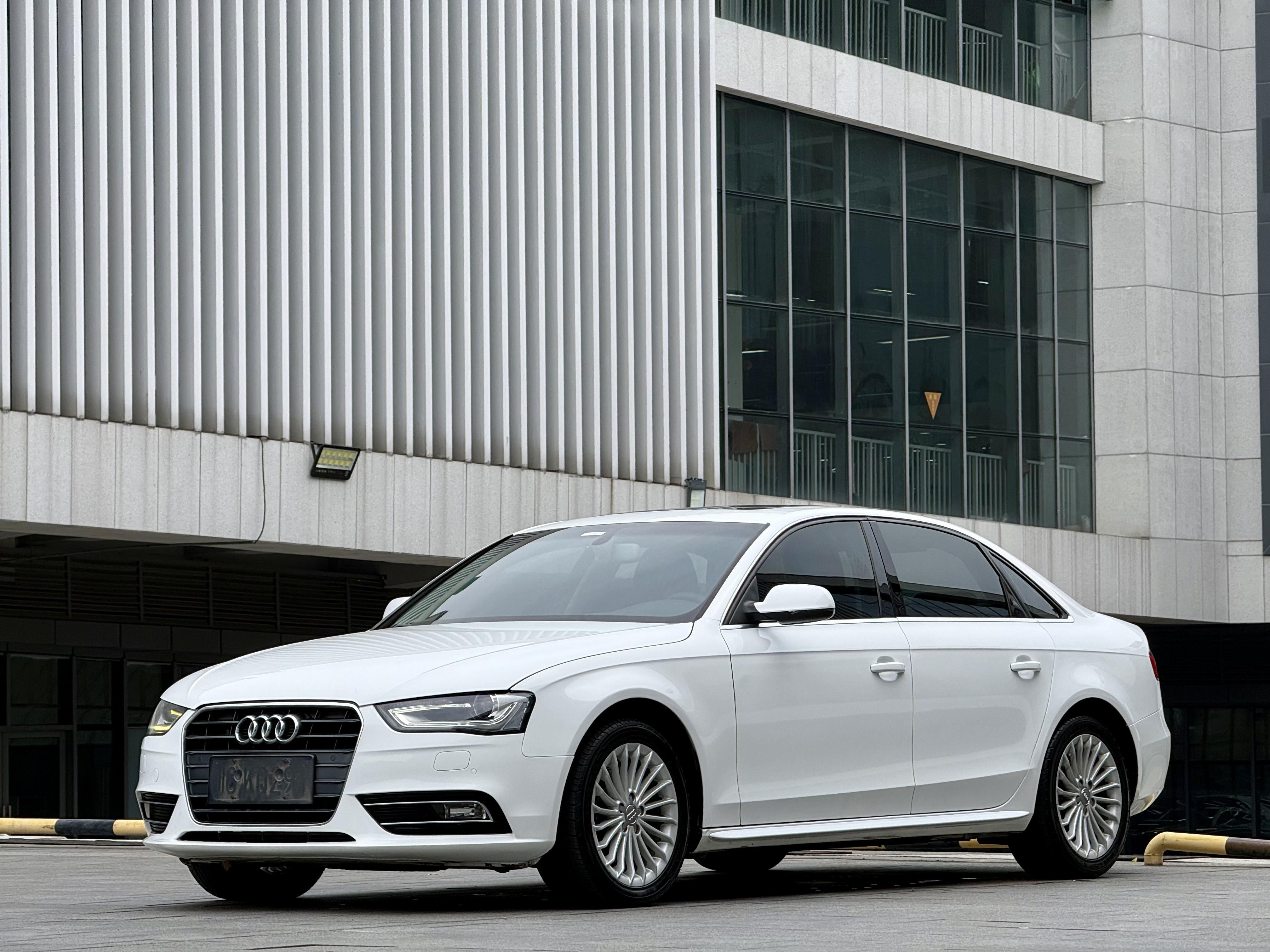 Audi A4 2015 1