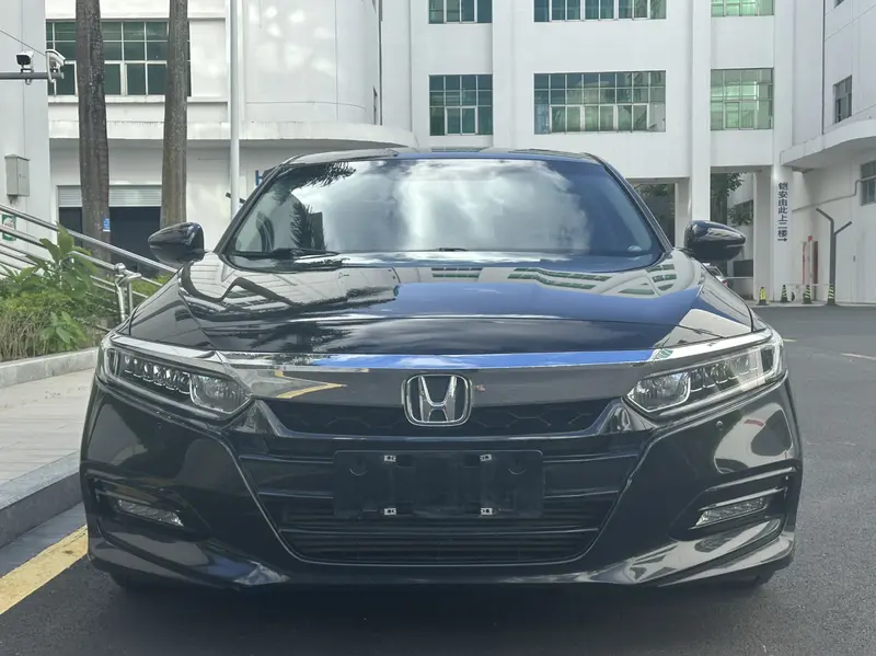 Honda Accord — фото 2