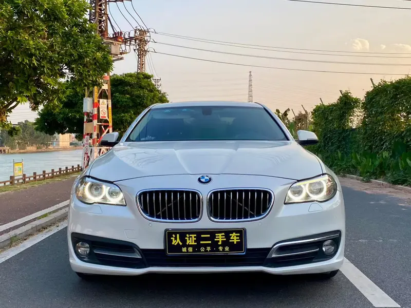 BMW 5 Series — фото 2