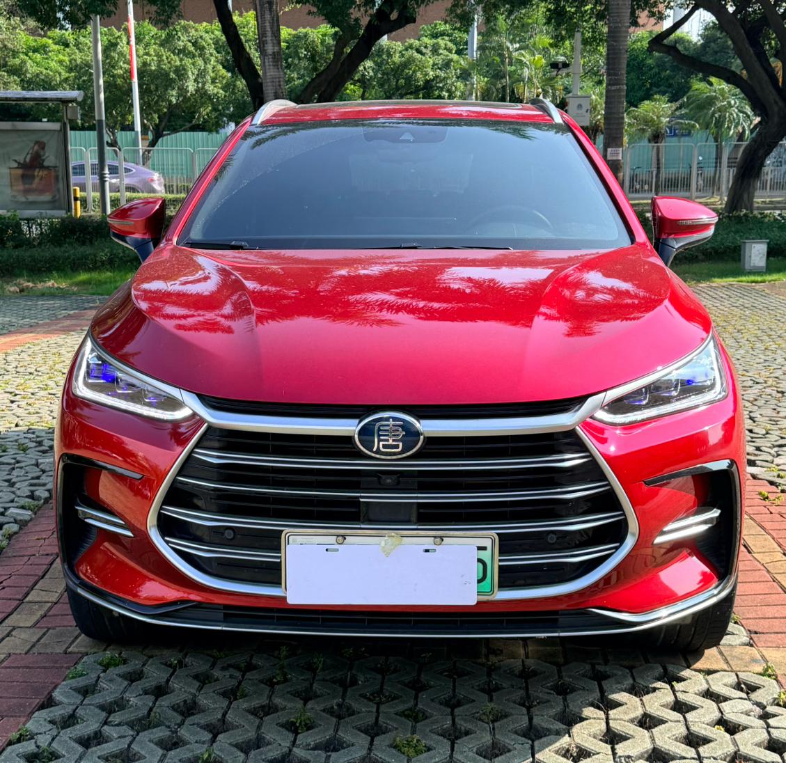 BYD Tang DM: фотография 2 из 19