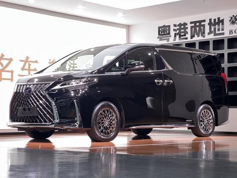 Lexus LM