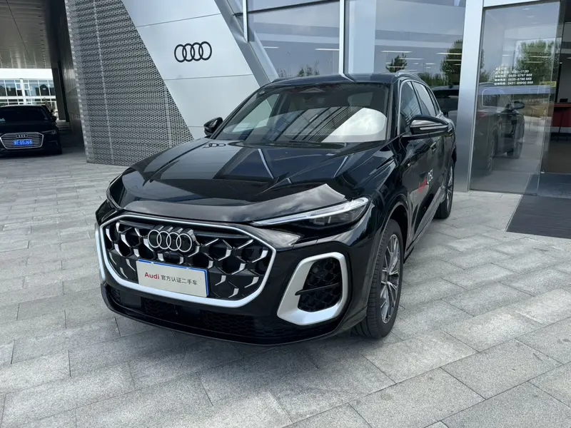 Audi Q 5 L 2.0 T Luxury