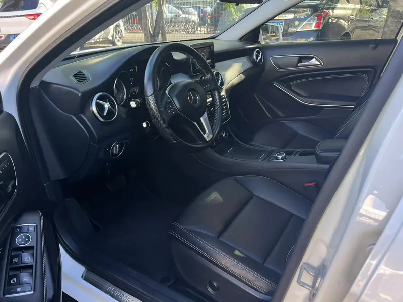 Mercedes-Benz GLA — фото 8