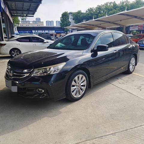 Honda Accord 2015 2.4L EX Luxury