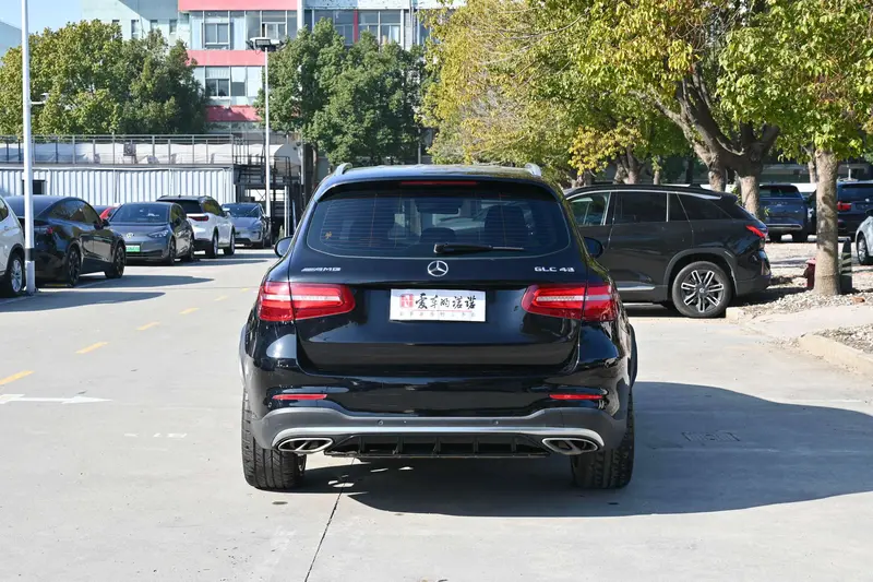Mercedes-Benz GLC AMG — фото 6