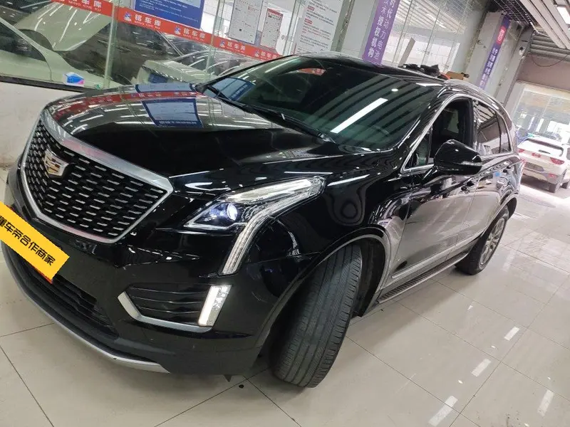 Cadillac XT 5 28 T Luxury