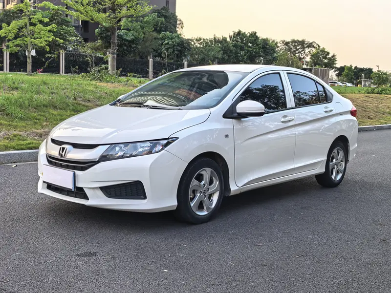 Honda City — фото 1