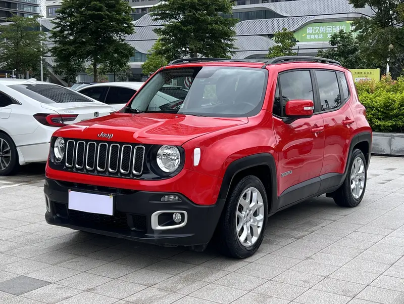 Jeep Renegade — фото 1